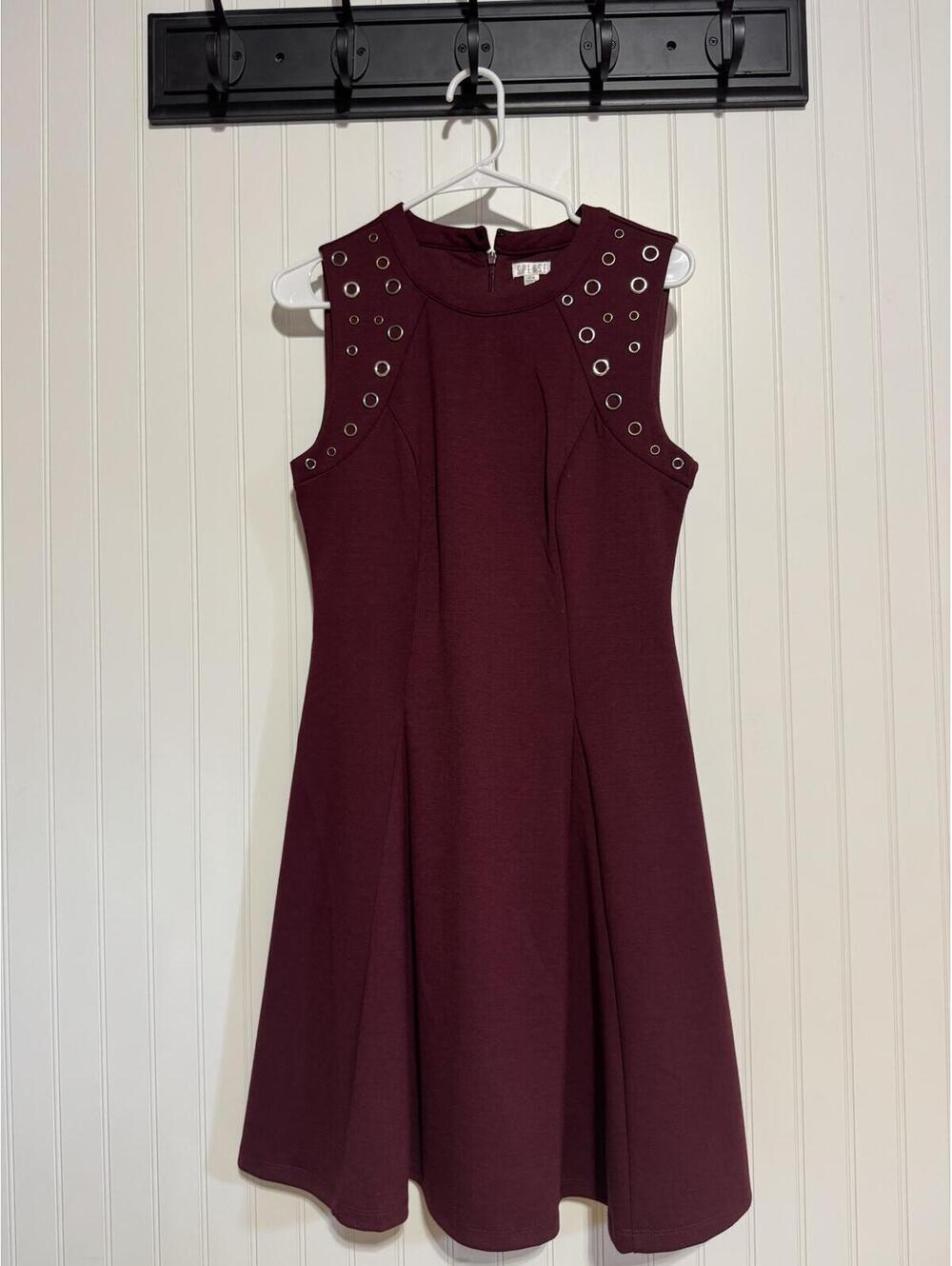 Spense Burgundy Grommet Detail Sleeveless Fit and Flare Dress Size 8